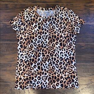Victorias Secret PINK Scoop Leopard print T-Shirt